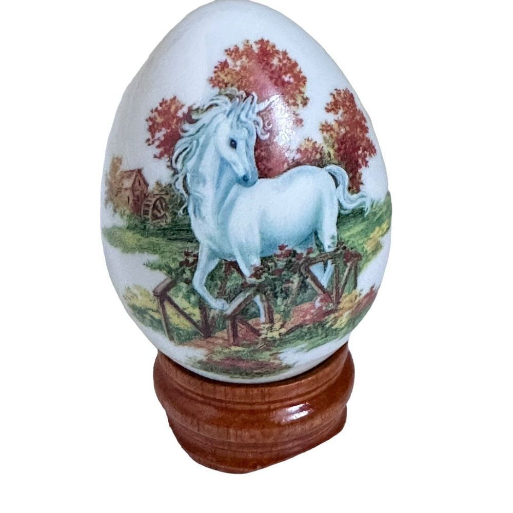 Vtg 90s Princeton Gallery Hand-Painted White Unicorn Porcelain Egg Wood Stand